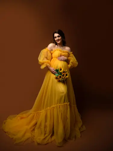 Η Μοναδική Ομορφιά της Οικογένειας: Μια Φωτογράφηση για την Εγκυμοσύνη και τη Μητρότητα (3)